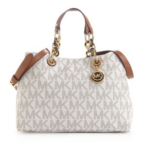 NEW MICHAEL KORS Cynthia Vanilla Medium Sa…